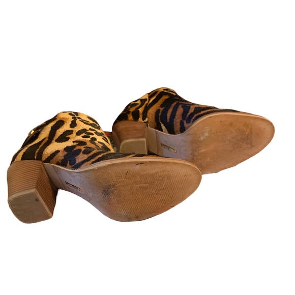 Louise et Cie Thisbee Genuine Calf Hair Upper Leather Lining Leopard Bootie 7M - Picture 7 of 9